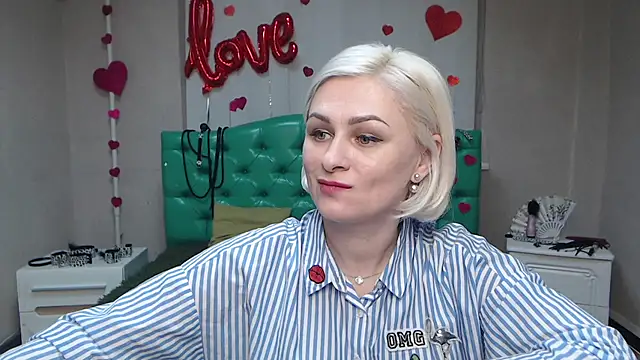 OliviaHorst online show from March 2025 03:46:02 PM