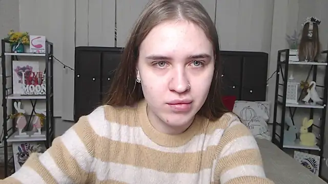 LauraHlot online show from November 2025 07:08:02 PM