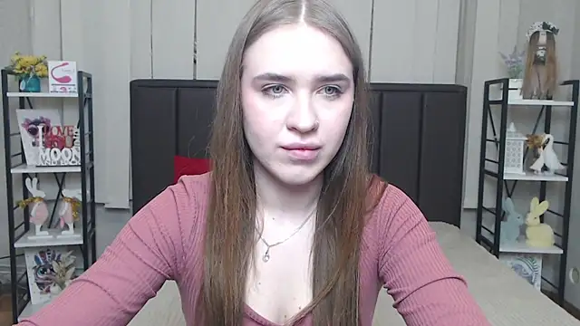 LauraHlot online show from December 2025 06:27:02 PM