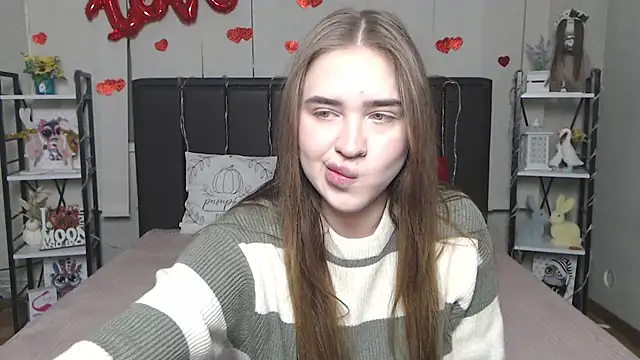 LauraHlot online show from February 2026 06:04:02 PM