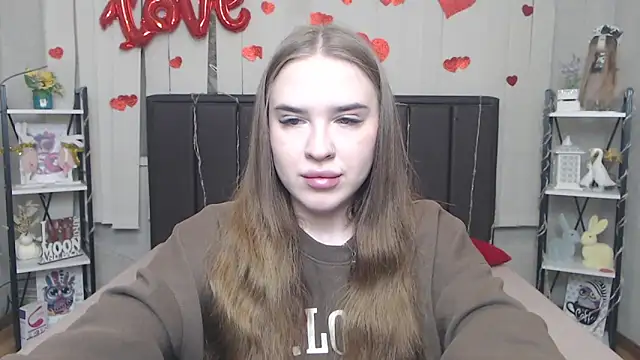 LauraHlot online show from April 2026 05:50:02 PM