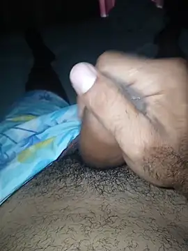 taylorWiiz online show from December 2025 07:51:02 PM