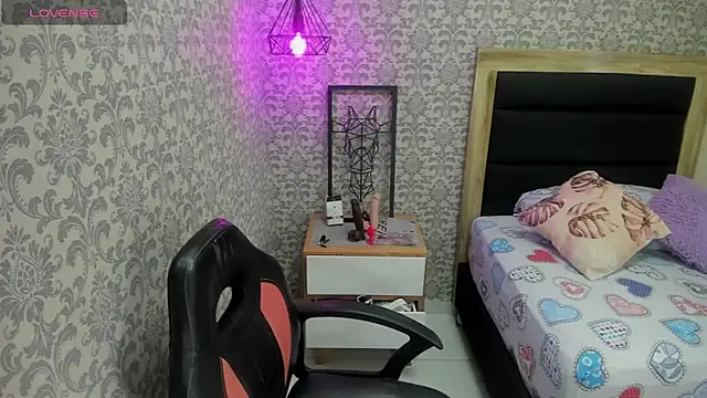 Snapshot of TATIGOLD2 chatting on February 2025 12:33:02 PM TATIGOLD2 online show from February 2025 12:33:02 PM