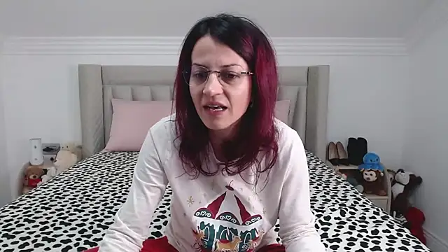 CatWoman0001 online show from December 2025 10:54:02 AM