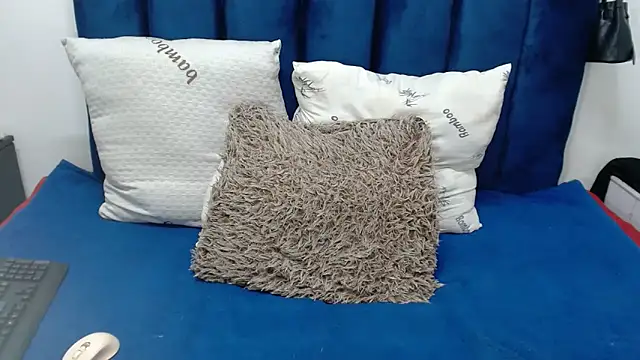 Thickchocolatex2 online show from March 2026 04:01:01 PM