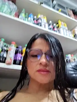 Linda Lars online show from February 2026 02:12:02 AM