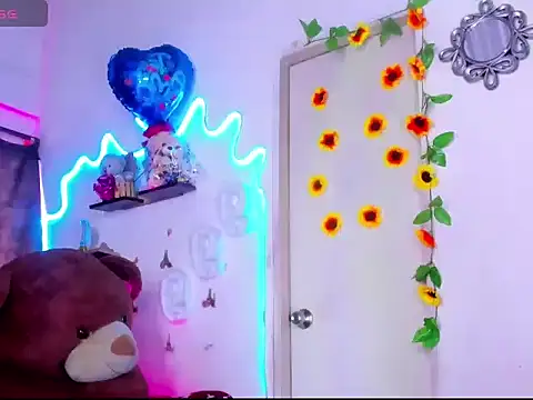 daniela bigcock22 online show from December 2025 09:09:01 PM