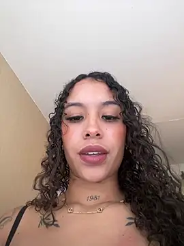 MarieLeon online show from May 2026 07:34:02 PM