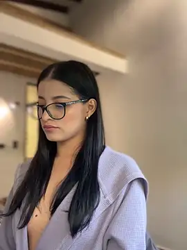 Arilw online show from November 2025 12:15:01 PM