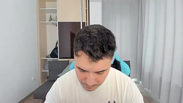 MatMalonne online show from February 2026 01:51:01 PM