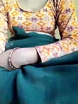 Snapshot of Cutkajal chatting on January 2025 07:11:02 AM Cutkajal online show from January 2025 07:11:02 AM