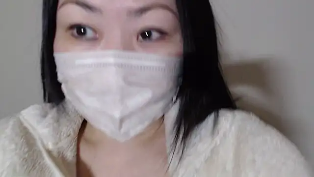 Snapshot of Hika-Channel chatting on February 2025 10:26:01 PM Hika-Channel online show from February 2025 10:26:01 PM