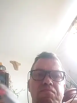 Snapshot of Bigpenis6y chatting on February 2026 03:52:01 PM Bigpenis6y online show from February 2026 03:52:01 PM