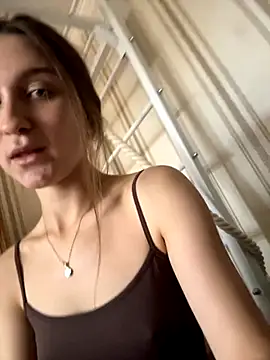 Snapshot of sweety_secret_ chatting on September 2025 12:08:02 PM sweety secret online show from September 2025 12:08:02 PM