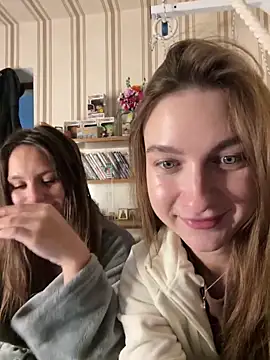 Snapshot of sweety_secret_ chatting on October 2025 12:52:02 PM sweety secret online show from October 2025 12:52:02 PM