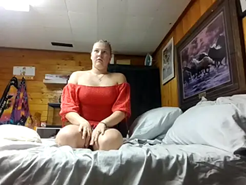 Ryan and Aurora online show from December 2025 02:31:01 AM