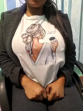 N-Natasha online show from January 2025 12:00:01 PM