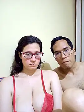 Snapshot of couple_orgasm chatting on October 2025 01:13:02 AM couple orgasm online show from October 2025 01:13:02 AM