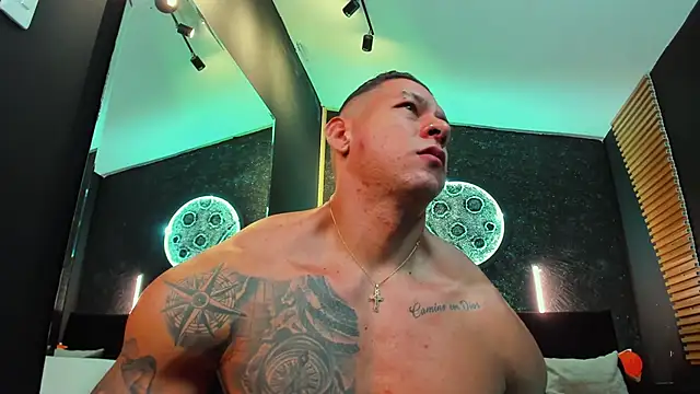 MassimoWalton2 online show from January 2025 02:30:02 AM