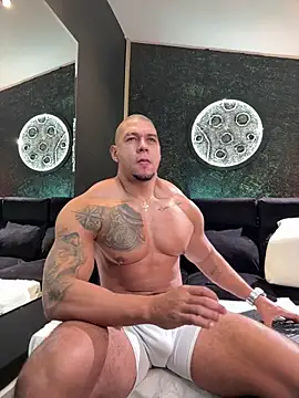 MassimoWalton2 online show from September 2025 03:39:02 PM