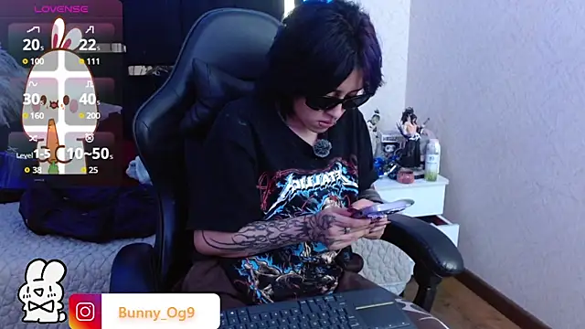 Bunny O online show from May 2026 11:57:01 PM