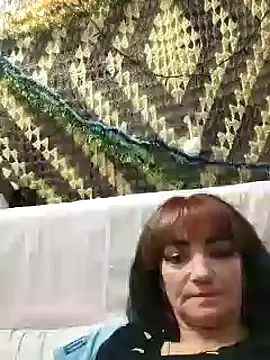 SweetLeila40 online show from December 2024 03:00:02 AM