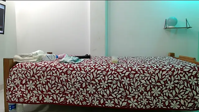 evaleribigtits18 online show from March 2026 01:27:02 AM