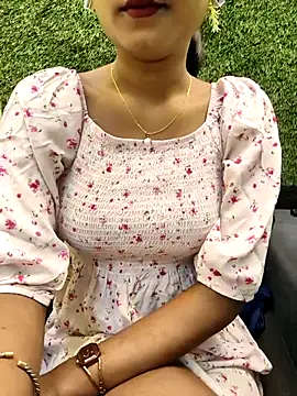 Snapshot of yhona_darling chatting on March 2026 03:19:02 AM yhona darling online show from March 2026 03:19:02 AM