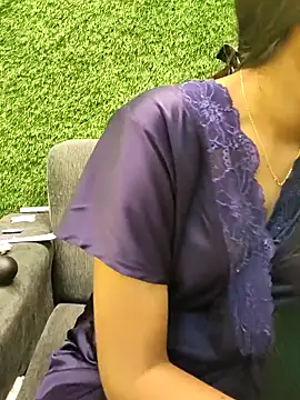 Snapshot of yhona_darling chatting on April 2026 10:16:01 AM yhona darling online show from April 2026 10:16:01 AM