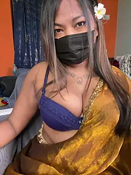 Snapshot of Hot_Urvi chatting on June 2026 05:51:01 PM Hot Urvi online show from June 2026 05:51:01 PM