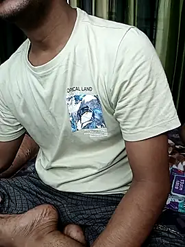Snapshot of MUMTAJ-1 chatting on October 2025 09:17:01 AM MUMTAJ-1 online show from October 2025 09:17:01 AM