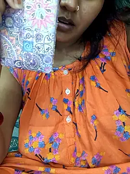 Snapshot of MUMTAJ-1 chatting on May 2026 09:04:02 AM MUMTAJ-1 online show from May 2026 09:04:02 AM