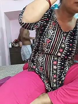 Snapshot of MUMTAJ-1 chatting on May 2026 01:33:02 AM MUMTAJ-1 online show from May 2026 01:33:02 AM
