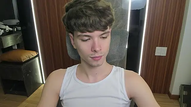 Snapshot of calvin_love_you chatting on May 2026 05:07:02 PM calvin love you online show from May 2026 05:07:02 PM