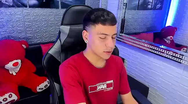 Snapshot of salvadorgomezx chatting on December 2024 09:39:01 PM salvadorgomezx online show from December 2024 09:39:01 PM