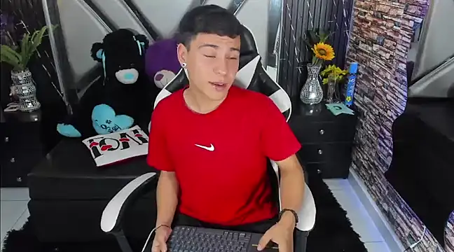 Snapshot of salvadorgomezx chatting on January 2025 11:03:01 AM salvadorgomezx online show from January 2025 11:03:01 AM