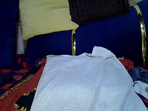 Snapshot of Soft_gal12 chatting on November 2025 06:08:02 PM Soft gal12 online show from November 2025 06:08:02 PM