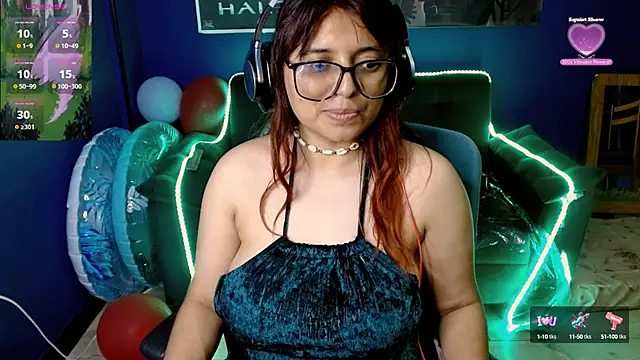 Snapshot of X_CHERRY_XX chatting on January 2025 01:41:01 AM X CHERRY XX online show from January 2025 01:41:01 AM