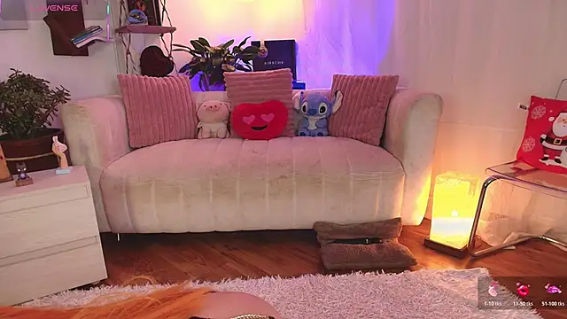 HANNAH LOVEE online show from November 2025 03:18:02 AM