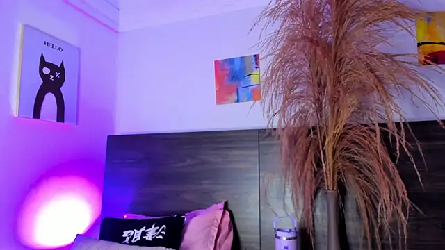 Martina Miiller online show from March 2025 12:56:02 PM