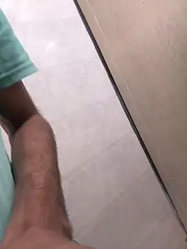 Snapshot of SinfulSensation chatting on February 2025 09:11:01 AM SinfulSensation online show from February 2025 09:11:01 AM