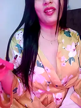 Snapshot of im_here- chatting on November 2025 12:12:01 AM im here- online show from November 2025 12:12:01 AM