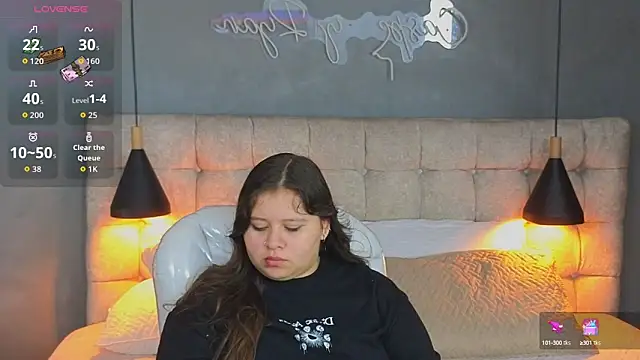 Snapshot of Laia_and_Aloby chatting on September 2025 10:24:01 PM Laia and Aloby online show from September 2025 10:24:01 PM