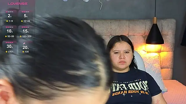 Snapshot of Laia_and_Aloby chatting on November 2025 10:30:02 PM Laia and Aloby online show from November 2025 10:30:02 PM