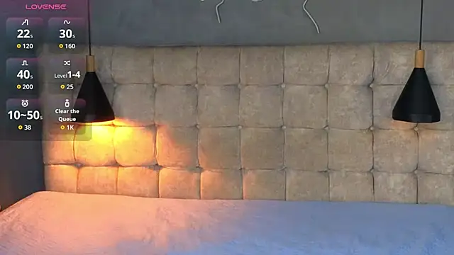 Snapshot of Laia_and_Aloby chatting on January 2026 10:02:01 PM Laia and Aloby online show from January 2026 10:02:01 PM