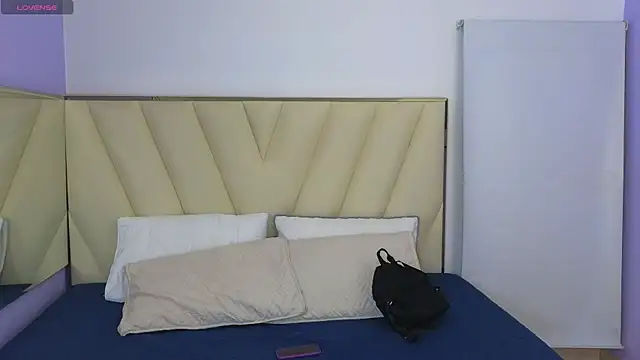 Snapshot of Laia_and_Aloby chatting on February 2026 10:04:02 PM Laia and Aloby online show from February 2026 10:04:02 PM