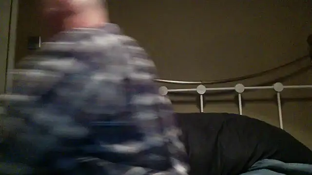 Snapshot of midlandsforfun chatting on February 2025 10:21:02 PM midlandsforfun online show from February 2025 10:21:02 PM