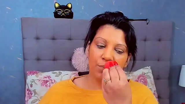 AmyCubes online show from February 2025 04:44:02 AM