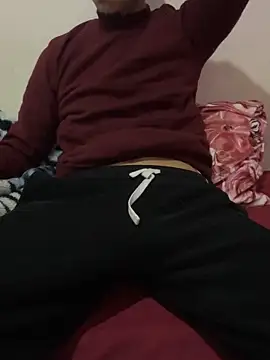 Young arabe online show from December 2025 11:12:01 PM