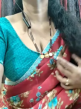 Snapshot of bhuvana555 chatting on November 2025 04:33:02 AM bhuvana555 online show from November 2025 04:33:02 AM